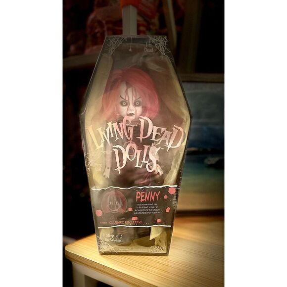 Mezco Anarchy Penny Club Mez Exclusive Factory Sealed - Picture 4 of 12